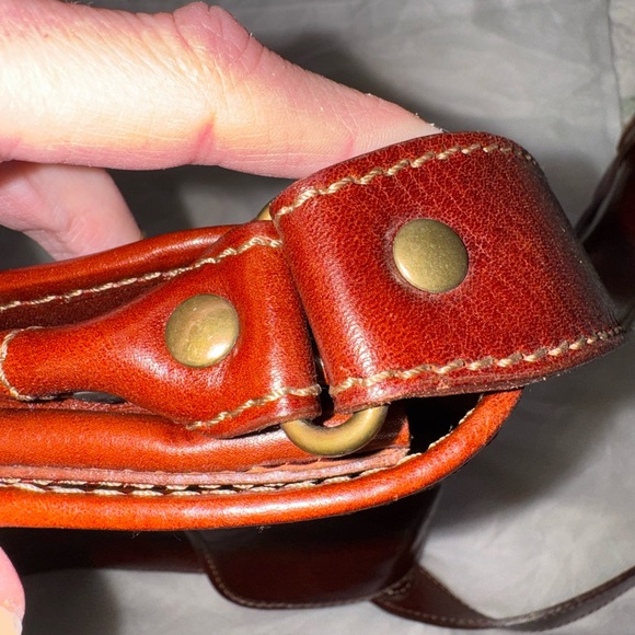 Italian Leather Oversized ‘H’ Crossbody Vera Pelle Made in Italy Cognac Brown - Picture 12 of 16